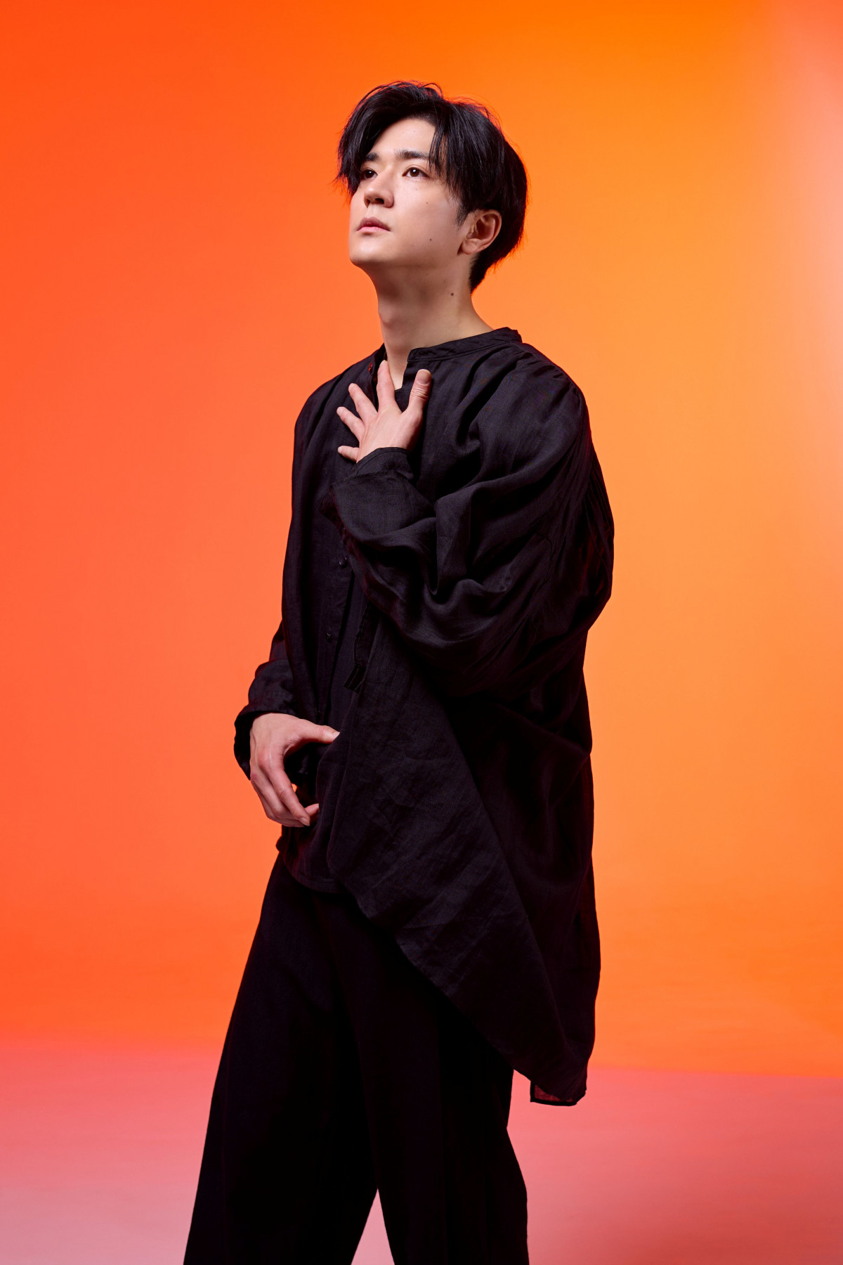 中島裕翔、舞台『みんな鳥になって』に主演 岡本健一と親子役に