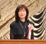 �w��76�� ���{�������� ���������܁x���掮�ɏo�Ȃ����r�{�Ƃ̈��R���q�� �iC�jORICON NewS inc. 