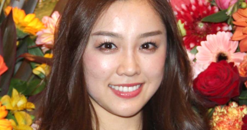 “昨年出産”元アイドルで2児のママ、「産後ハゲ隠し」で前髪イメチェン姿公開