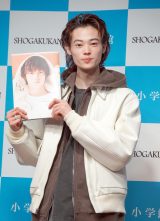 �w�E�ˈ���1st�ʐ^�W Lila�x�����L�O�v���X��މ�ɏo�Ȃ����E�ˈ��� �iC�jORICON NewS inc. 