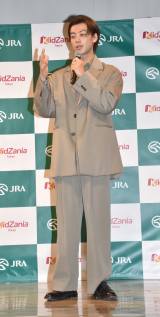 �w�u�z�[�X�Z���^�[�v�p�r���I���x�I�[�v�j���O�Z�����j�[�ɏo�Ȃ����|�����^(C)ORICON NewS inc. 