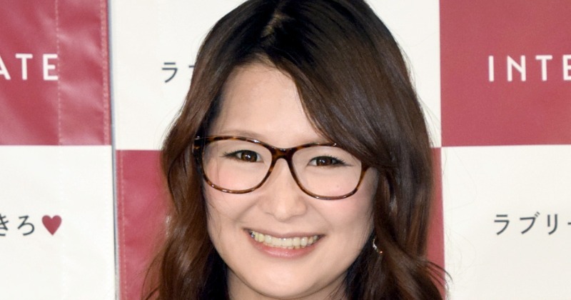 ギャル曽根、1歳次女の写真公開「お母さんそっくり!!」「大きくなりましたね!めっちゃ可愛い」