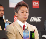 iZwONE 172: VS b^xL҉ɏoȂ (C)ORICON NewS inc. 