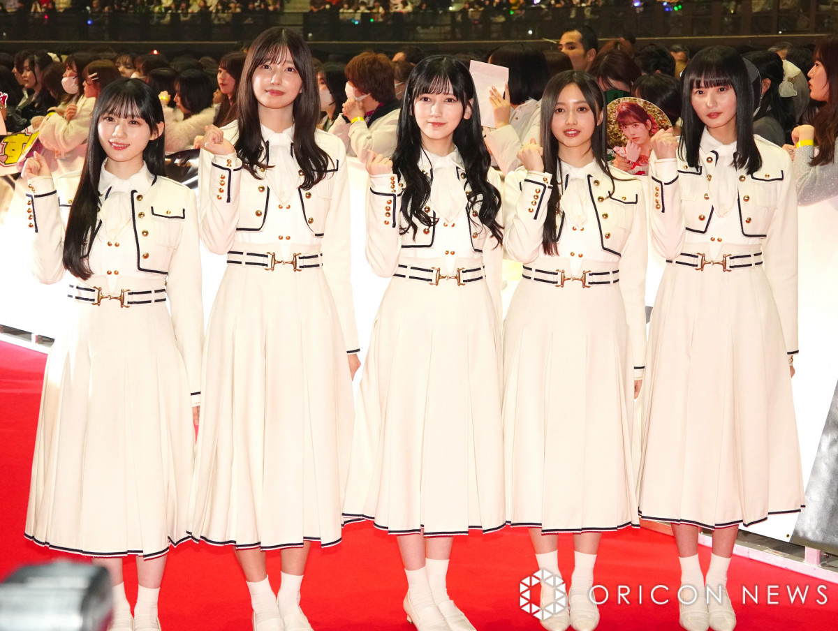 画像・写真 | 【MTV VMAJ】乃木坂46、ふんわり笑顔でレッド