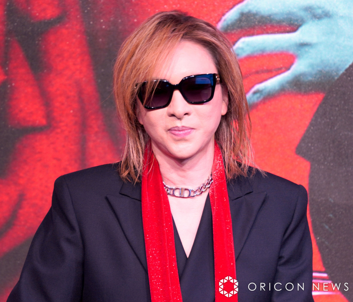 wYOSHIKIv~AfBi[V[x\JÂYOSHIKI (C)ORICON NewS inc. 