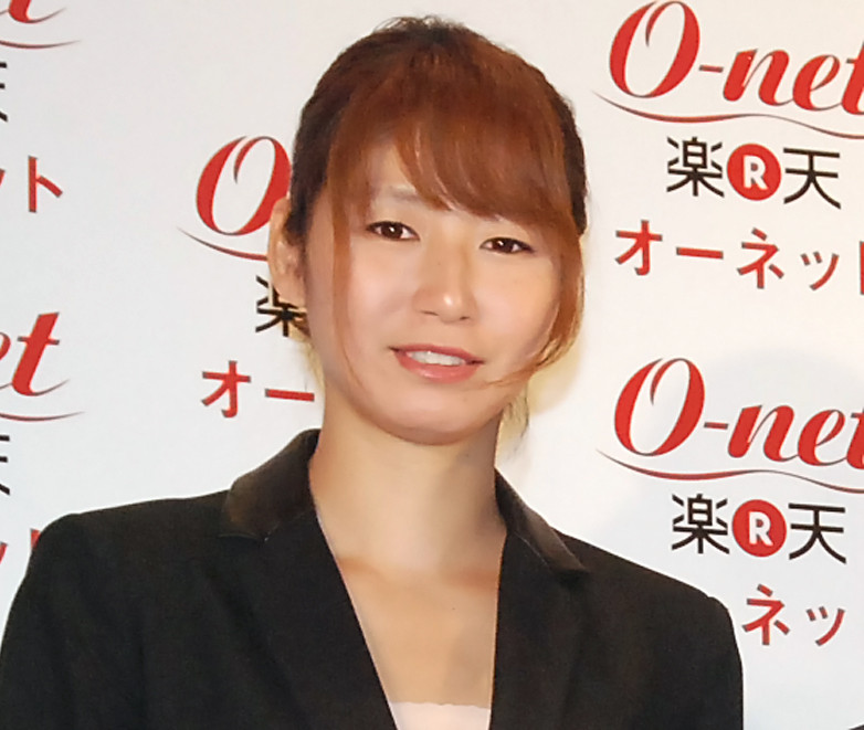 大友愛さん、子ども“顔出し”親子ショット 家族の手作り料理で“43歳の