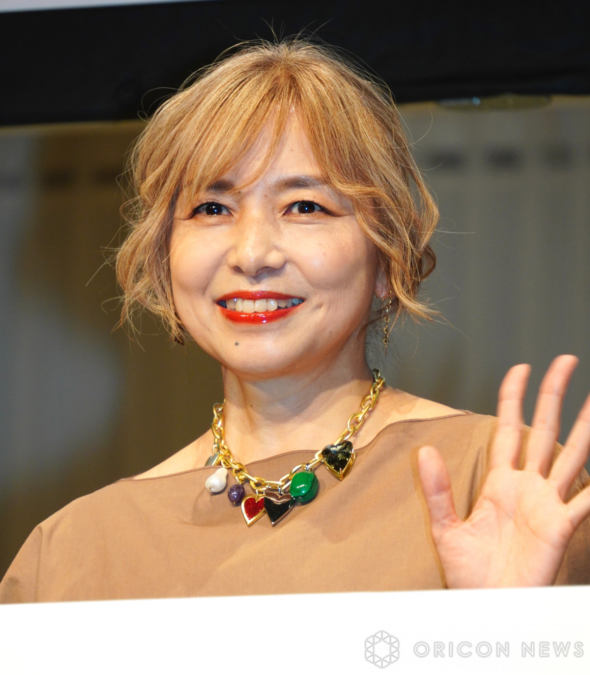 山口智子 山口智子、夫・唐沢寿明と比較し「私はわからないまま俳優に」 実家の後継を熱望され「夢を殺しながら大きくなった」と過去を語る | ORICON NEWS