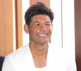 �Ɖp�A���j�g��o���h�V���b�g�ō��Z���Ƃ�񍐁u�p�p���ŃJ�b�R�����v�u�Ɖp����̎Ⴂ�����Ǝv���܂����v 