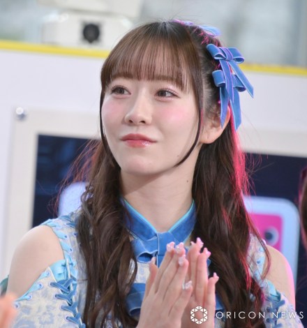 EXwoox4Vԑg L҉ɏoȂFRUITS ZIPPERE^܂(C)ORICON NewS inc. 