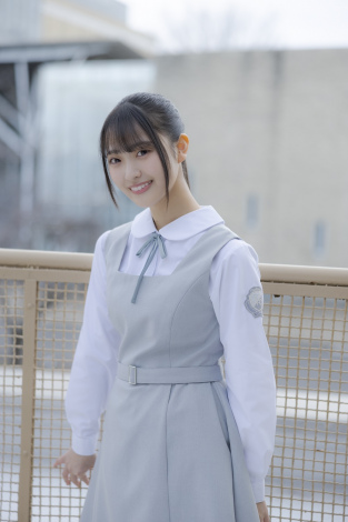日向坂46　蔵盛妃那乃　サイン入り生写真　五期生お披露目制服 蔵盛妃那乃 日向坂46 五期生お披露目制服 生写真 直筆サイン