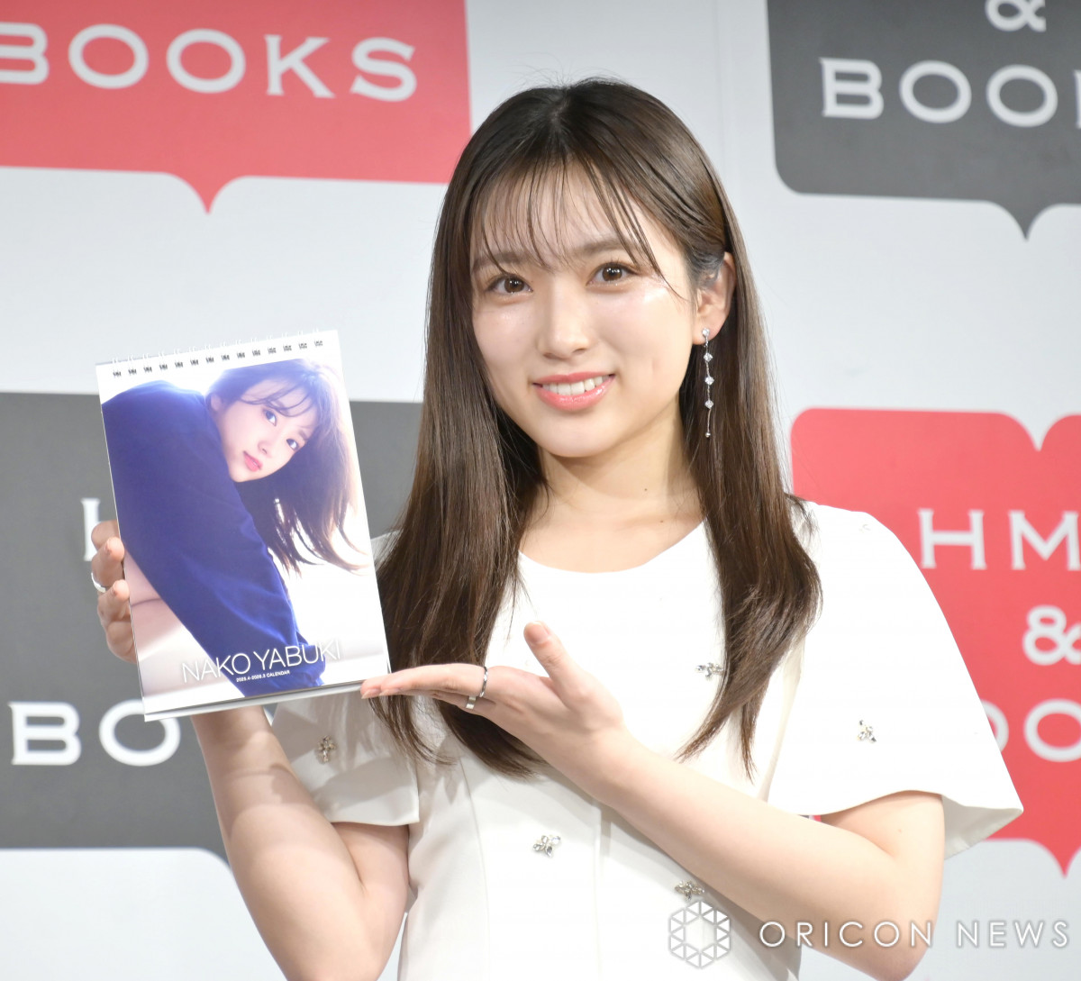 画像・写真 | 矢吹奈子、カレンダーで自然体ショット「メイク薄いと