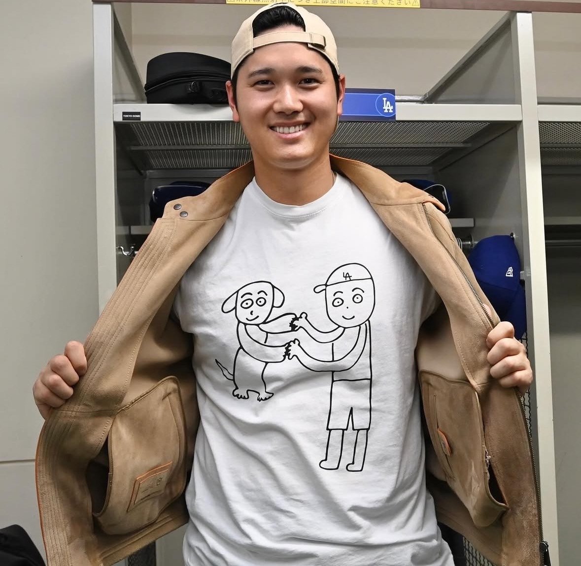 大谷翔平 漫画風イラスト Tシャツ 大谷翔平の新ロゴ実はあの人気漫画家がデザイン！ロゴが入ったT