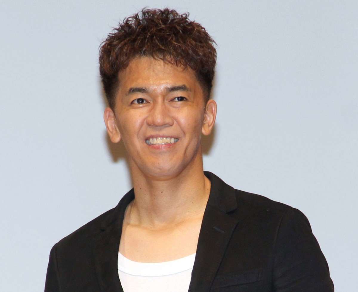 51歳・武井壮、驚異のトレーニング披露 「簡単ってレベルじゃない(笑)」「超人技です」「バランス感覚エグっ」
