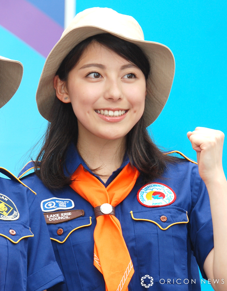 彩子さん サイン (TBSアナウンサー) 上村