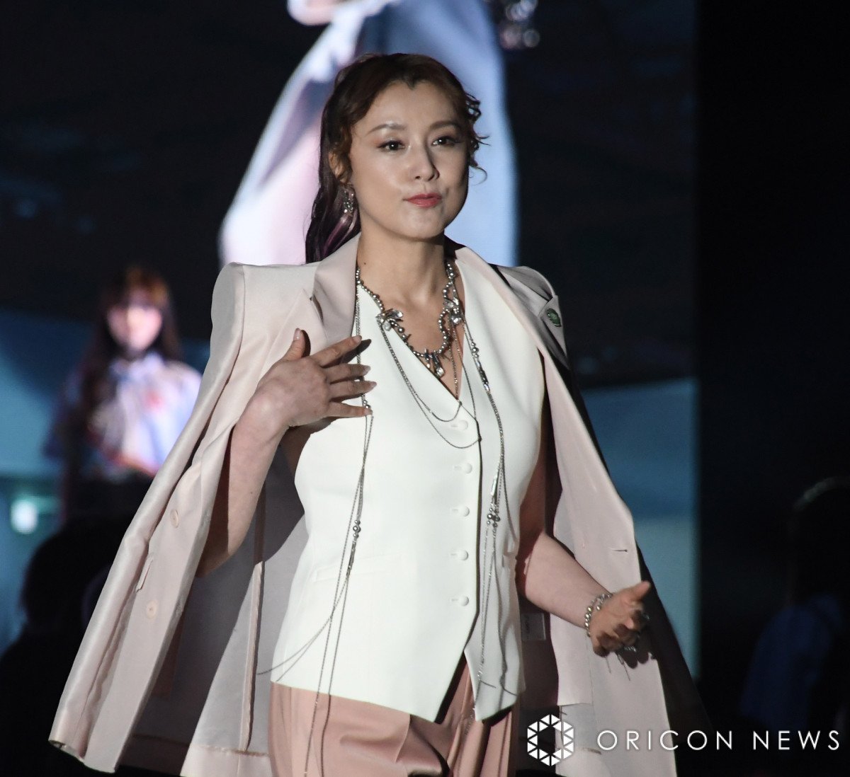 TGCEFCɃTvCYoꂵI (C)ORICON NewS inc. 