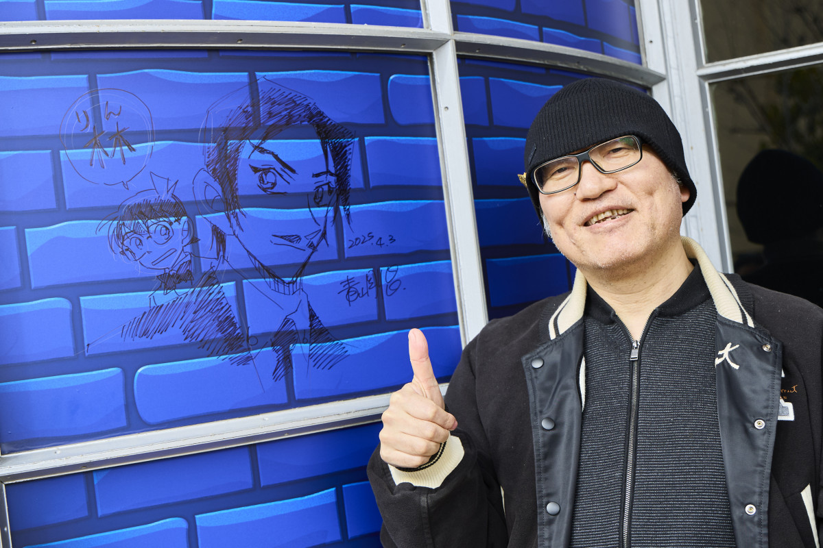 コナン』作者・青山剛昌、USJ堪能で直筆サイン残す 蘭ちゃんと