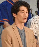 ����wTake Me Out�x�̐��씭�\��ɏo�Ȃ����ʒu�扛 (C)ORICON NewS inc. 