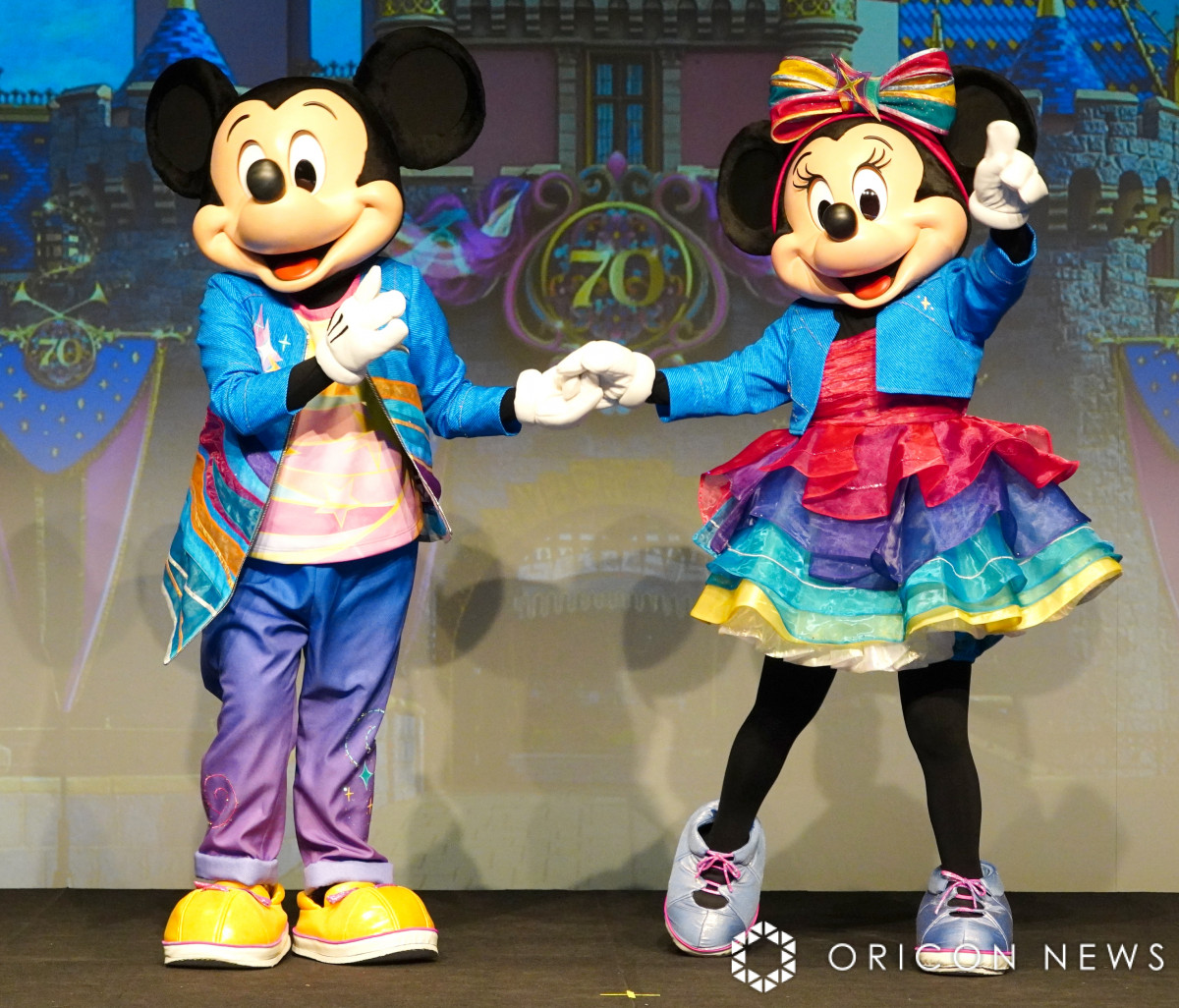 【カリフォルニア70周年限定】ミッキーミニー70周年カチューシャ最終値下げ hq720.jpg?sqp=-