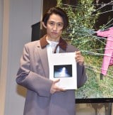 �ʐ^�W�wKEN MIYAKE PHOTO EXHIBITION �gTHE iDOL�h�x�̎�މ�ɏo�Ȃ����O� (C)ORICON NewS inc. 