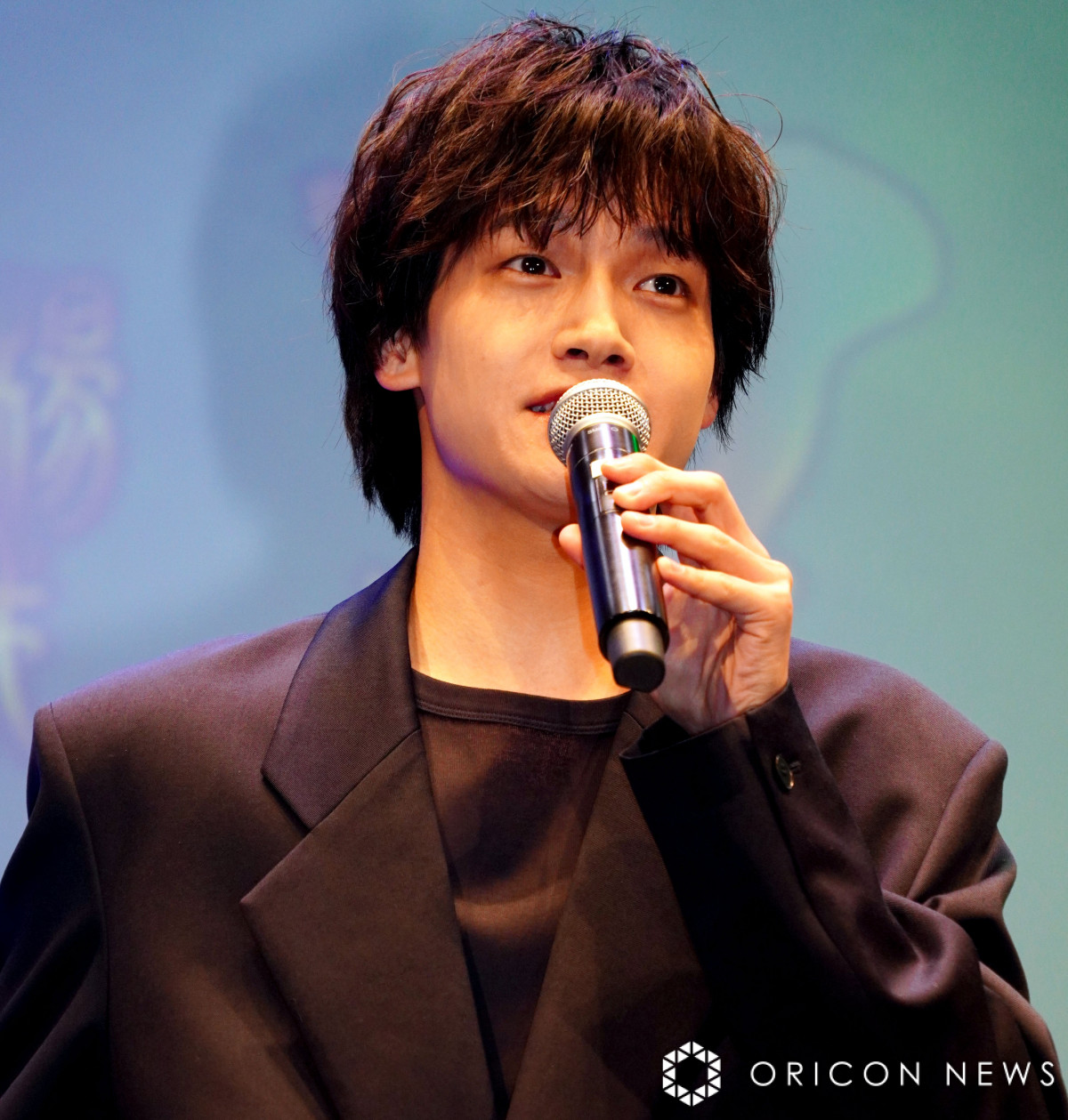 ꒷҃Aj[VwE[xJ畑䂠ɓoꂵA! groupE쏻 (C)ORICON NewS inc. 