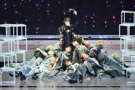 画像・写真 | 浜崎あゆみ、27周年の熱狂ライブで新章スタート