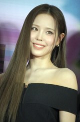 wINGALIVE gUNI-CONh in TOKYO DOMExbhJ[ybgɓoꂵNiziU EMAKO(C)ORICON NewS inc. 
