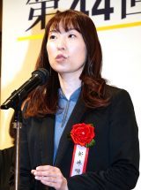 �w��44�񓡖{�^���܁x���܎��ɓo�ꂵ���V�䏇�q�� (C)ORICON NewS inc. 