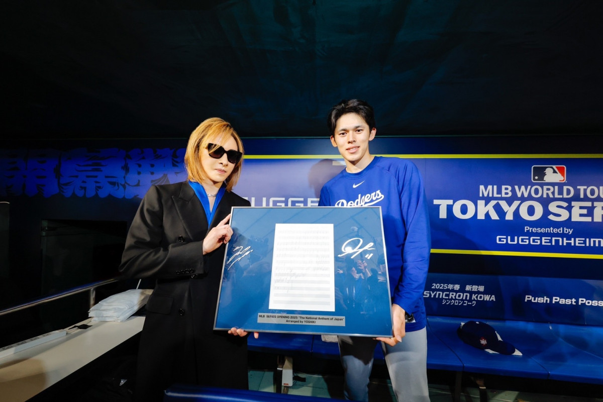 日本未発売】山本由伸選手 サイン印刷入りフォトグラフ｜Yahoo