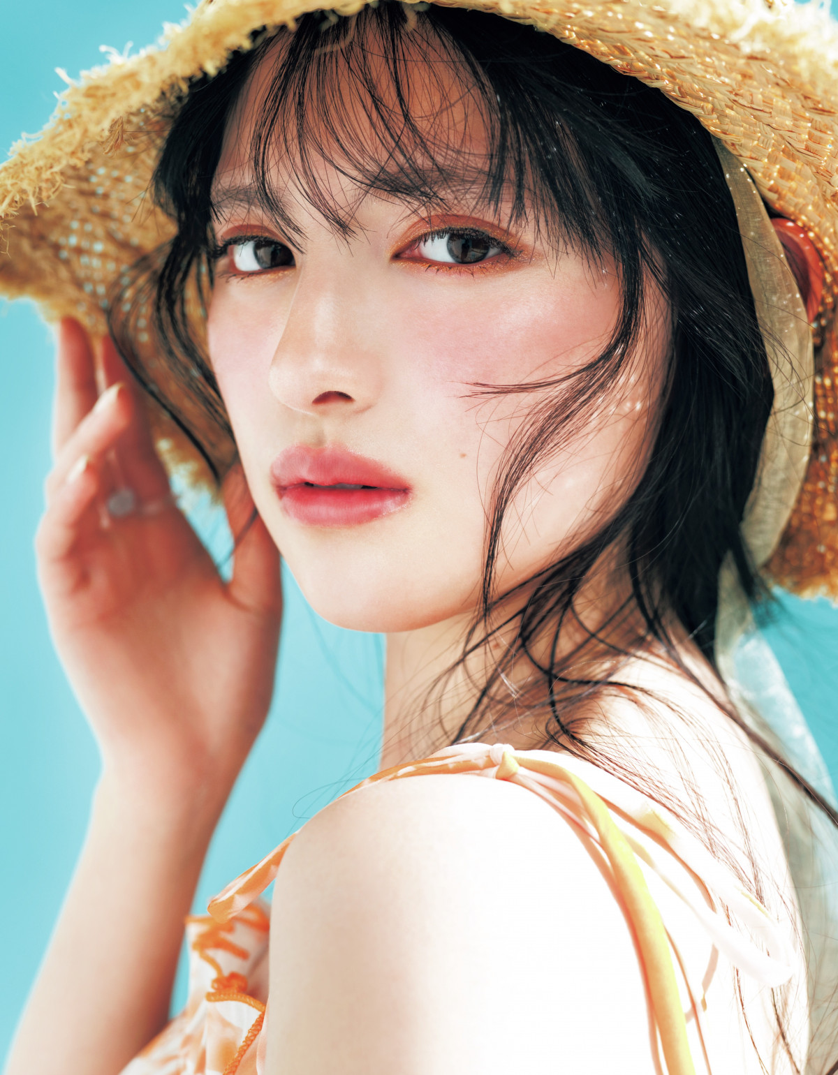 菅田愛貴、“最上級にかわいい”ビジュ披露 撮影裏ではスタッフも