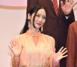 �f��w�Ԃ܂�܁x�̊����񍐃v���~�A���ʉ�ɎQ�������t�@�[�X�g�T�}�[�E�C�J (C)ORICON NewS inc. 