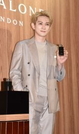 �w�W���[ �}���[�� �����h���x��Cypress �� Grapevine �gPerfect Scent for Men�h�̃t�H�g�R�[���ɎQ���������c�[�� �iC�jORICON NewS inc. 