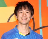 ���{�싅����A��@�q���̒O�H�F��ɏ����y�񍐑S���z 