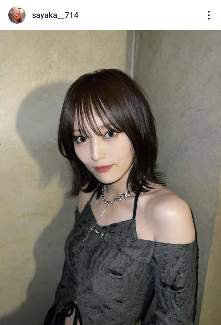 R{(ʐ^̓CX^O @sayaka__714 ) 