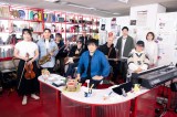 wtiny desk concerts JAPANxV[Y2̏ɓoꂷASKA (C)NHK 