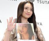 1st�ʐ^�W�w���m���[�O�x���s�L�҉�ɓo�ꂵ���T�؍�46�E���a �iC�jORICON NewS inc. 