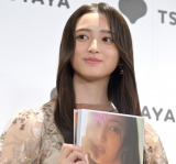 1st�ʐ^�W�w���m���[�O�x���s�L�҉�ɓo�ꂵ���T�؍�46�E���a �iC�jORICON NewS inc. 