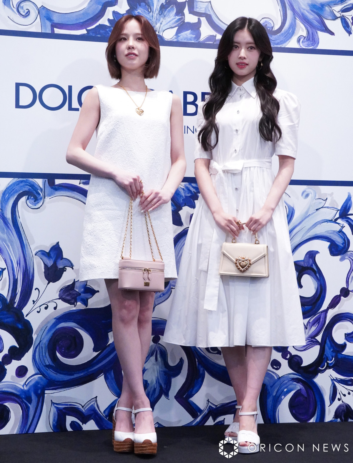 wh`F&Kbo[i  j[AI[v CxgxɓoꂵNiziU()MAKOARIMA (C)ORICON NewS inc. 