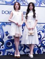 wh`F&Kbo[i  j[AI[v CxgxɓoꂵNiziU()MAKOARIMA (C)ORICON NewS inc. 