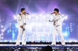 w_N 20th Anniversary LIVE TOUR ZONExh[JÂ_N()`~Az 