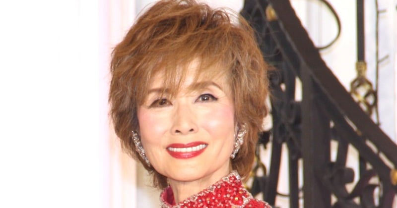 宝塚首席卒業の小柳ルミ子、“57年前”受験時の応募写真を公開「一生の