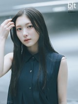 櫻坂46谷口愛季、透き通るような白い素肌披露 『blt graph.vol