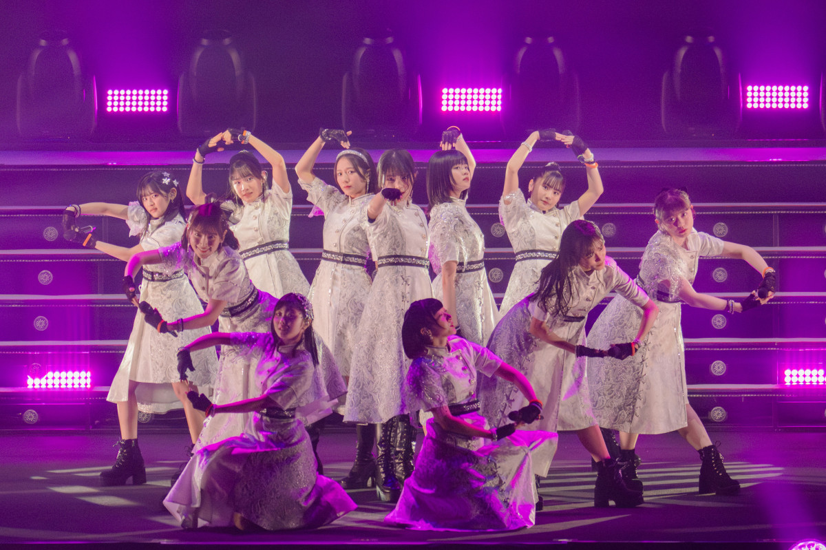 w΂t@Ng[ 10th Anniversary Concert at BUDOKAN `OUR DAYS`x̖͗l 