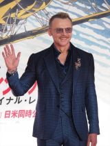 �f��w�~�b�V����:�C���|�b�V�u��/�t�@�C�i���E���R�j���O�x�̃W���p���v���~�A�E���b�h�J�[�y�b�g�C�x���g�ɓo�ꂵ���T�C�����E�y�b�O 