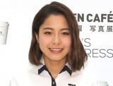 高梨沙羅、“へそ出し”デニムコーデで引き締まった美ボディ披露「オシャレ」「センスの良さを感じます」 