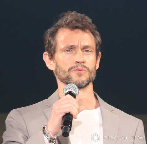 ヒュー・ダンシー サイン入り ポートレート Posted @withregram