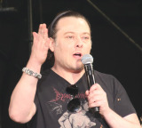 wR~RxɓoꂵGh[hEt@[O (C)ORICON NewS inc. 