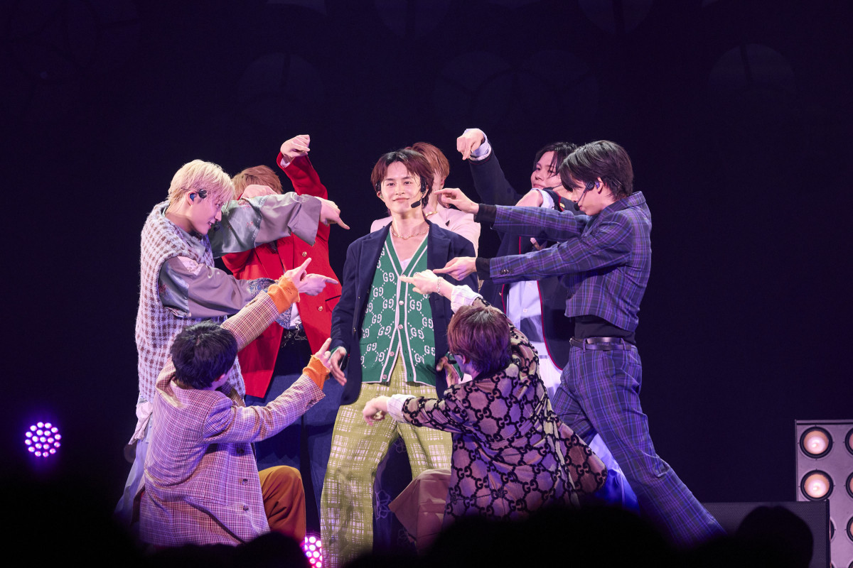 超特急、8000人にコール＆ヘドバンをレクチャー 8号車への想いも