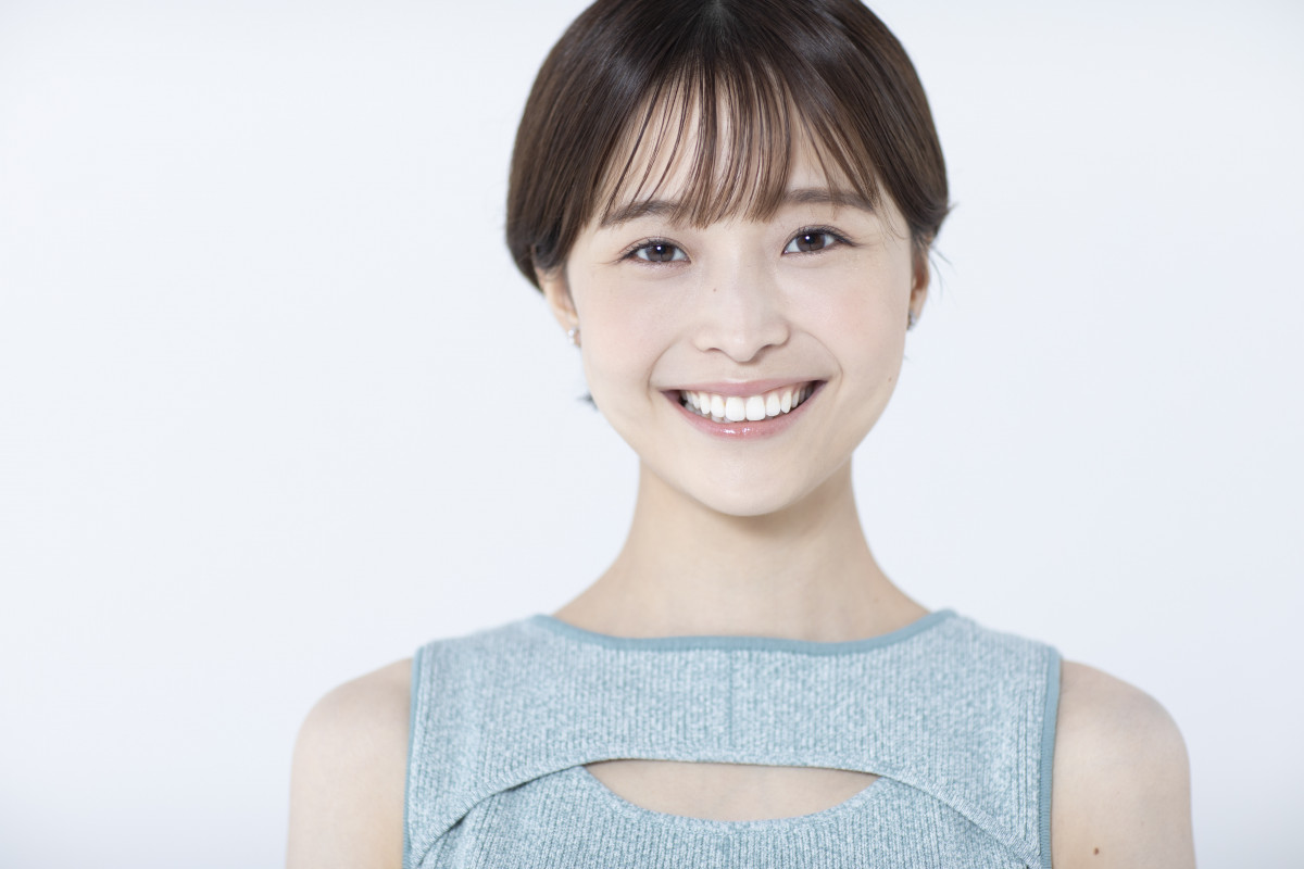 渡邊渚　トレカ　フジテレビアナウンサー Amazon.co.jp: 渡邊渚 ミニプレート フジテレビアナウンサー