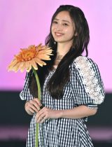 wRakuten GirlsAward 2025 SPRING/SUMMERxɓoꂵT؍46Ea (C)ORICON NewS inc. 