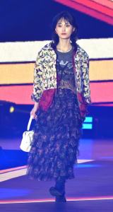 wRakuten GirlsAward 2025 SPRING/SUMMERxɓoꂵR (C)ORICON NewS inc. 